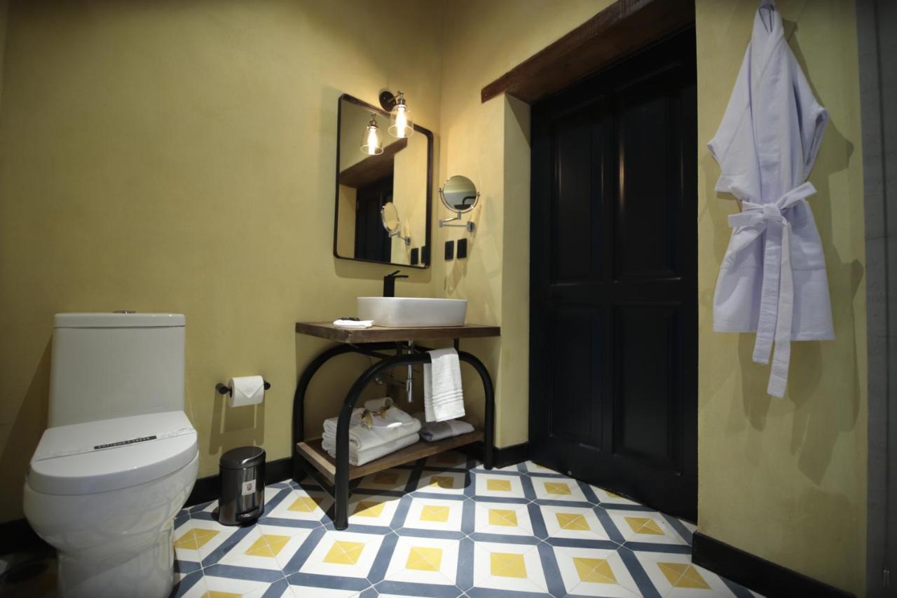 Antigua Trece Fusion Hotel